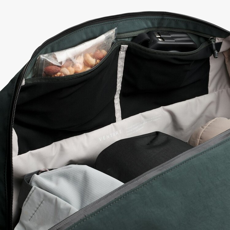 Bellroy Venture Ready Duffel 40L | Deep Ocean