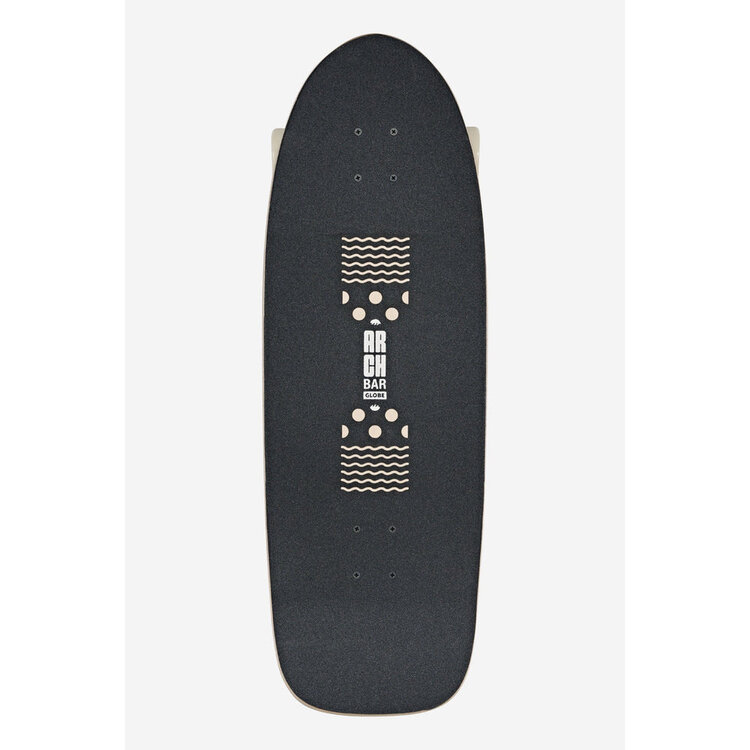 Globe Walrus | Black/Peaking