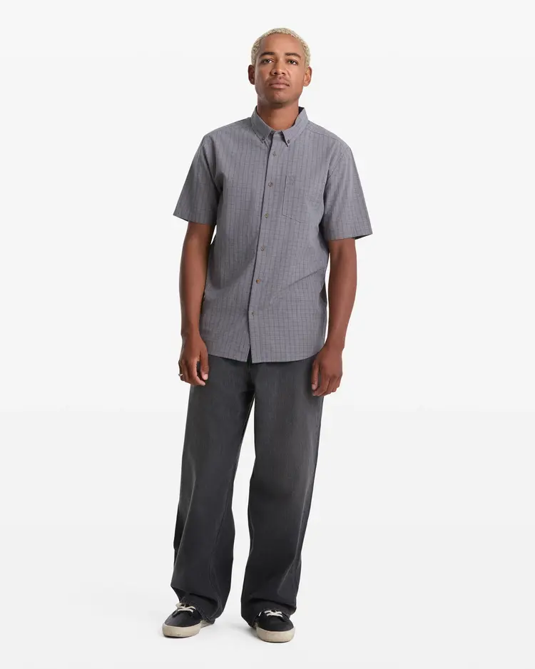 Volcom Brewster Short Sleeve Shirt | Moonbeam