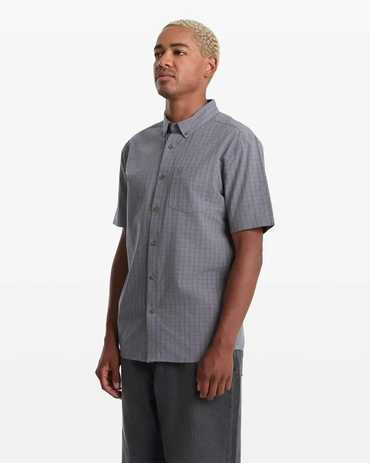 Volcom Brewster Short Sleeve Shirt | Moonbeam