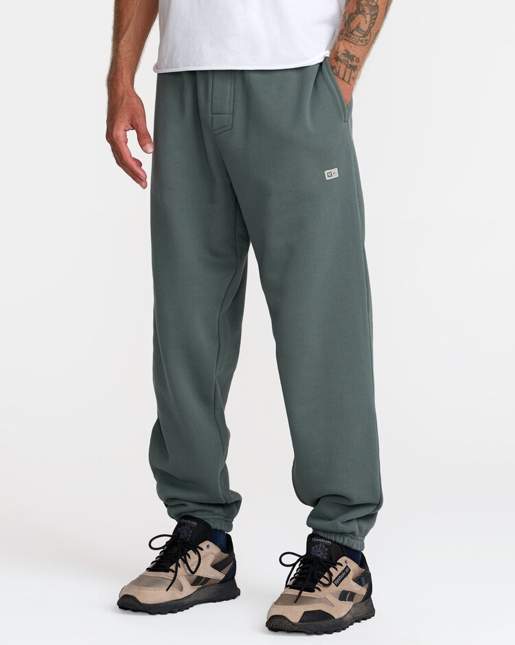 RVCA VA Essential Sweatpant | Balsam Green