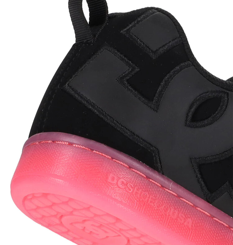 DC DC Court Graffik LE | Black/Pink