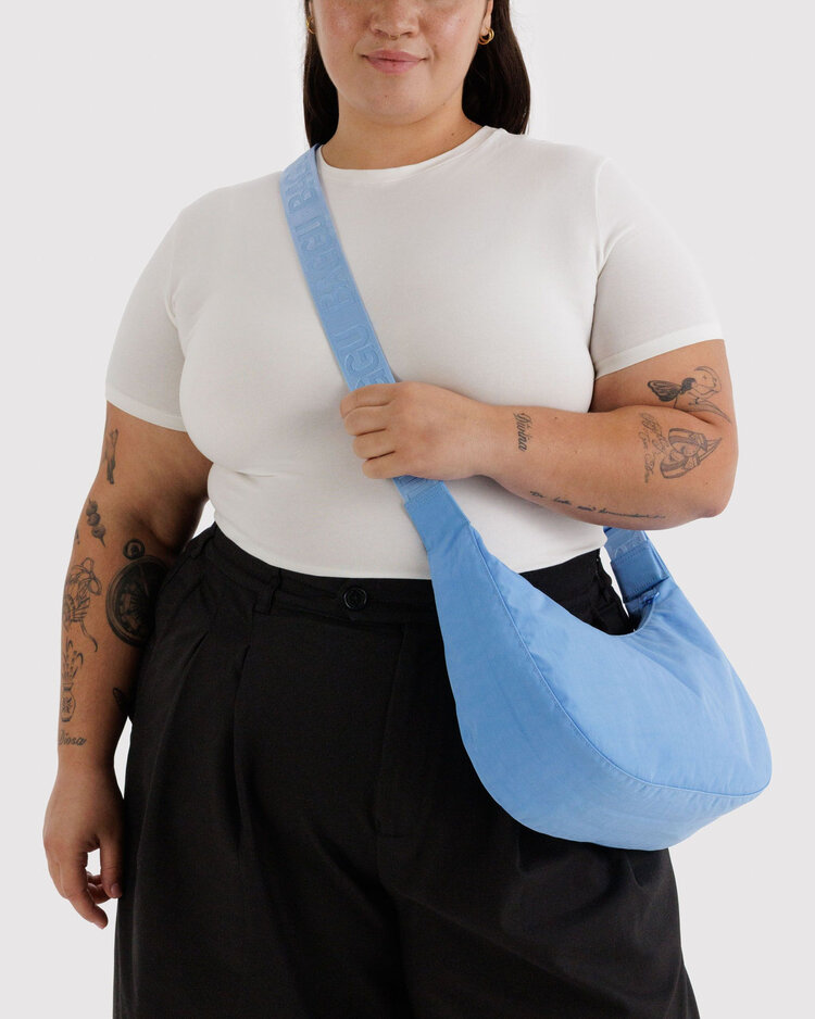 Baggu Medium Nylon Crescent Bag | Piscine