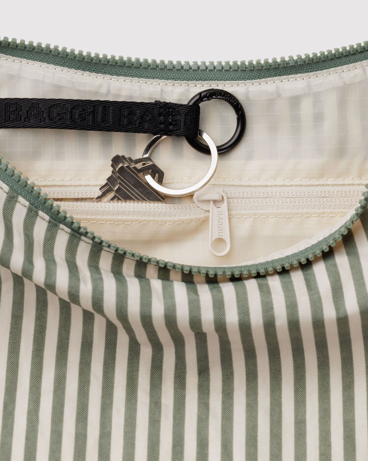 Baggu Baggu Medium Nylon Crescent Bag | Sage Stripe