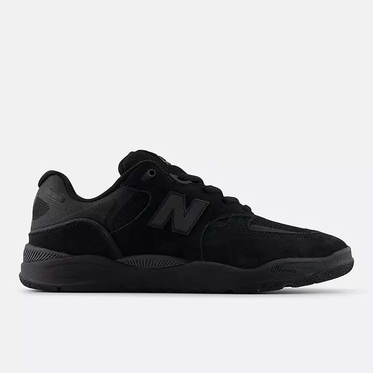 New Balance Tiago 1010 | Black/Black