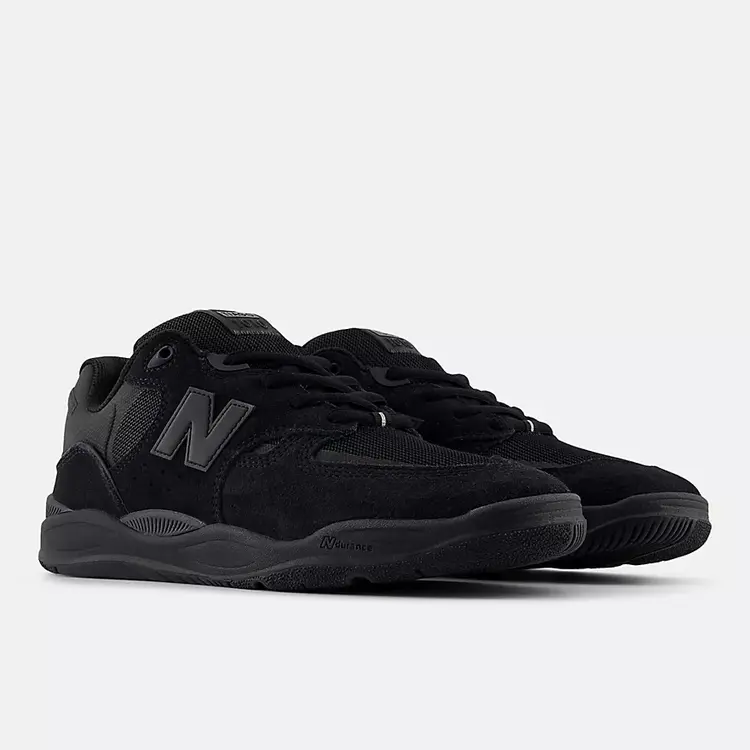 New Balance Tiago 1010 | Black/Black