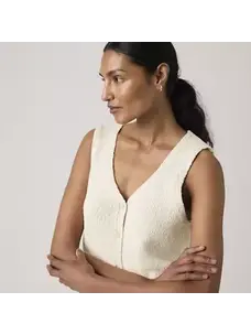 Levi's Helen Mini Boucle Vest | Tofu Cotton