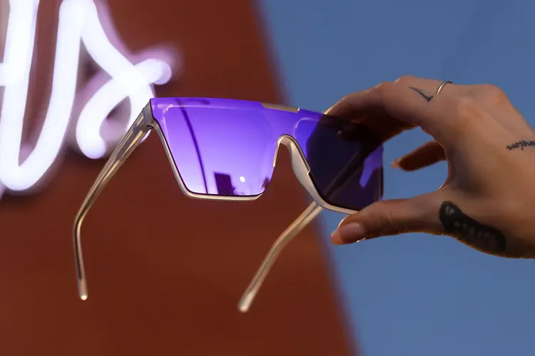 Heat Wave Clarity | Vapor Frost / Ultra Violet Polarized