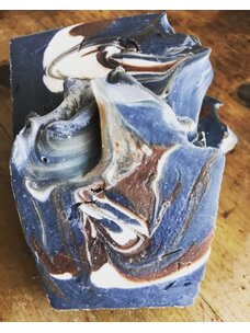 Goats & Hoes Soap Co. Black Amber Musk