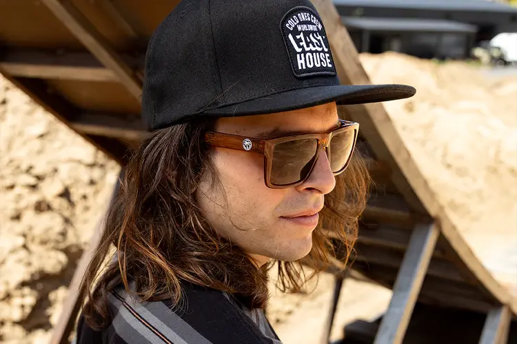 Heat Wave Vise Z87 | Saddle / Brown Polarized