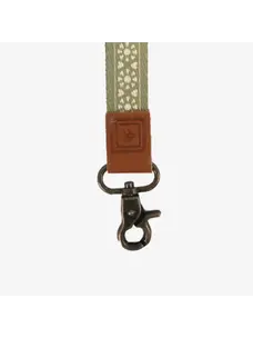 Thread Wristlet Keychain | Sawyer Olive