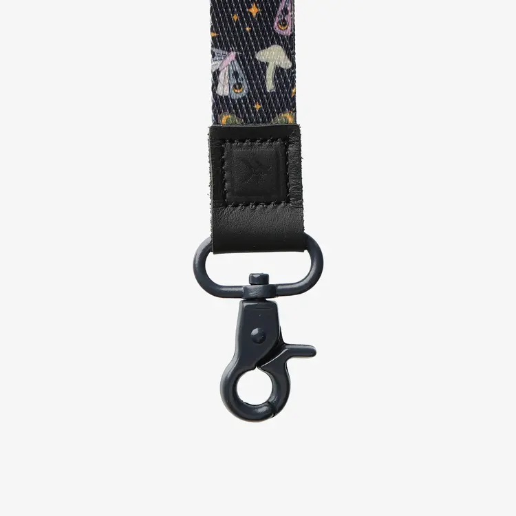 Thread Threads Wristlet Keychain | Critters