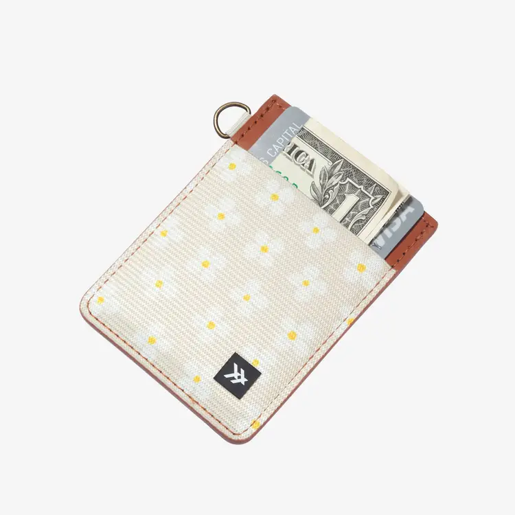 Thread Threads Vertical Wallet | Luna