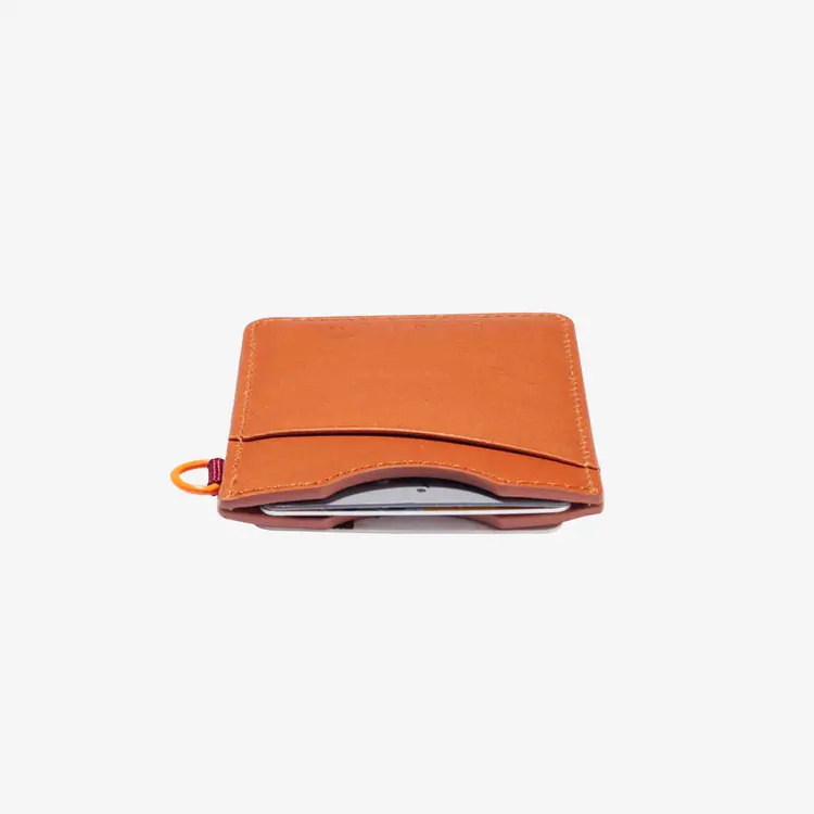 Thread Threads Vertical Wallet | Realtree