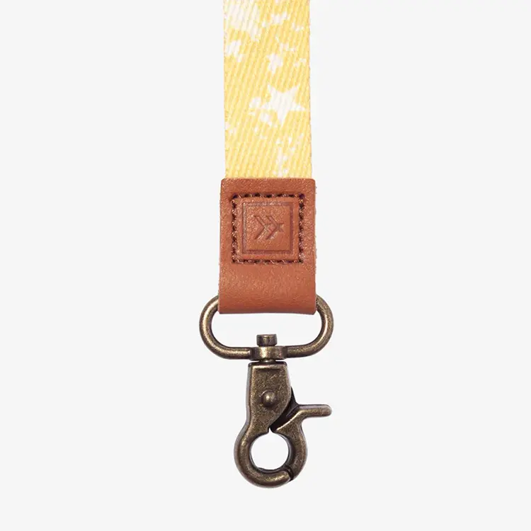Thread Threads Wristlet Keychain | Goldie