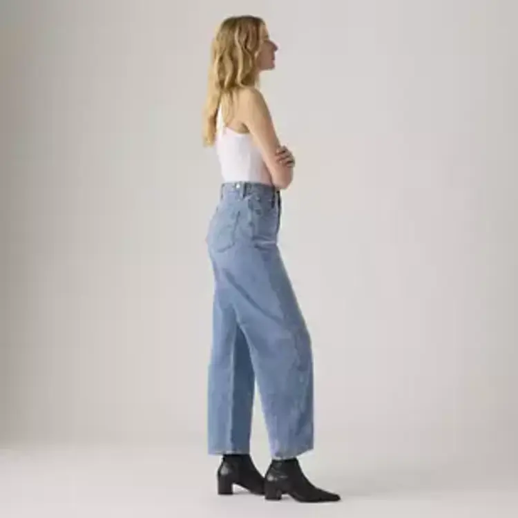 Levi's Cinch Barrel | Let Love In