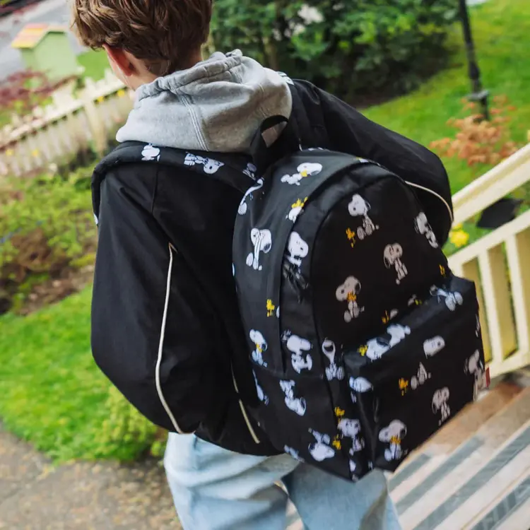 Herschel Herschel Peanuts Classic Xl | Snoopy And Woodstock Black
