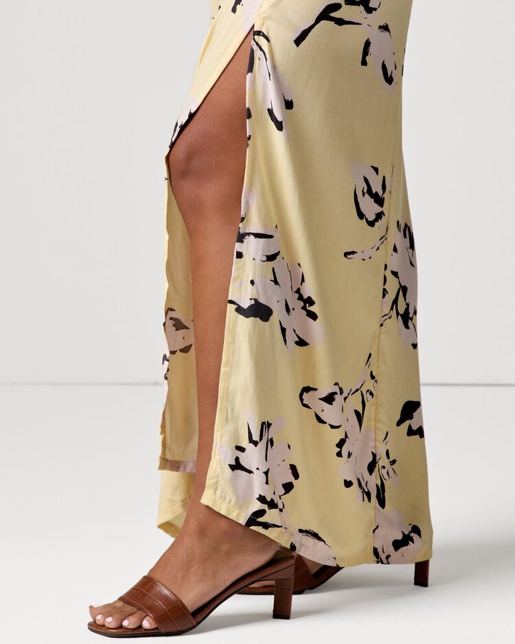 RVCA Dahlia Maxi Dress | Cream