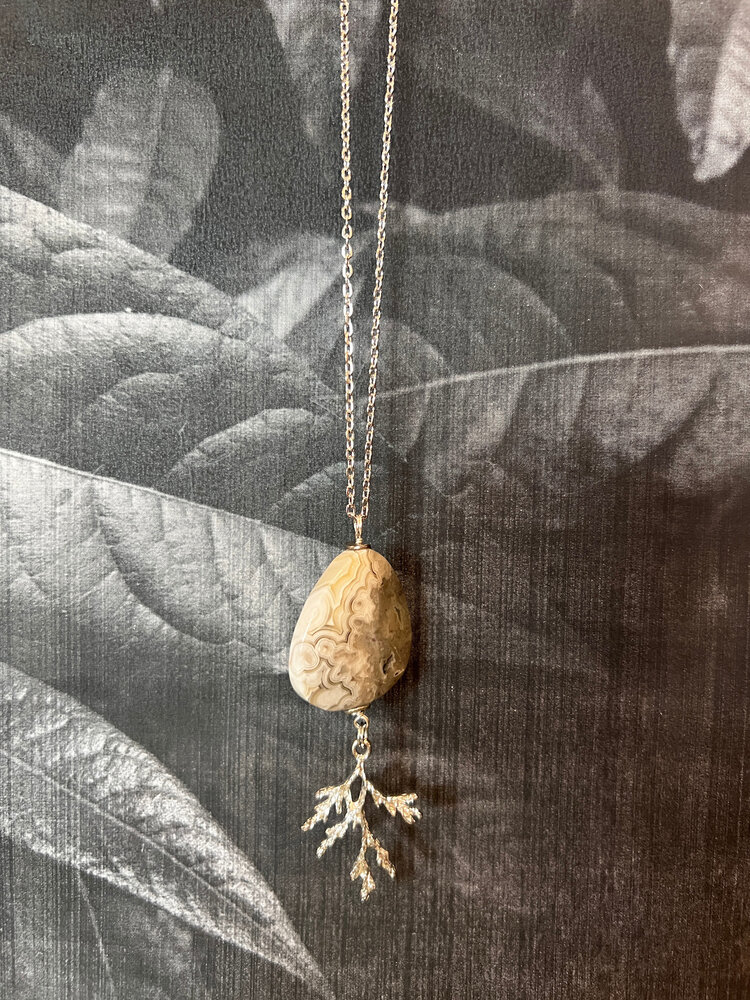 Maiden Perras Maiden Perras Mexican Crazy Lace Agate Necklace | Silver