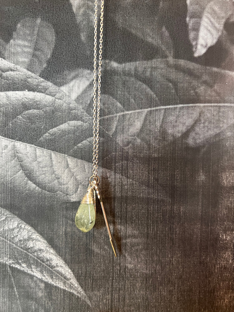 Maiden Perras Maiden Perras Prehnite Arrow Necklace | Silver