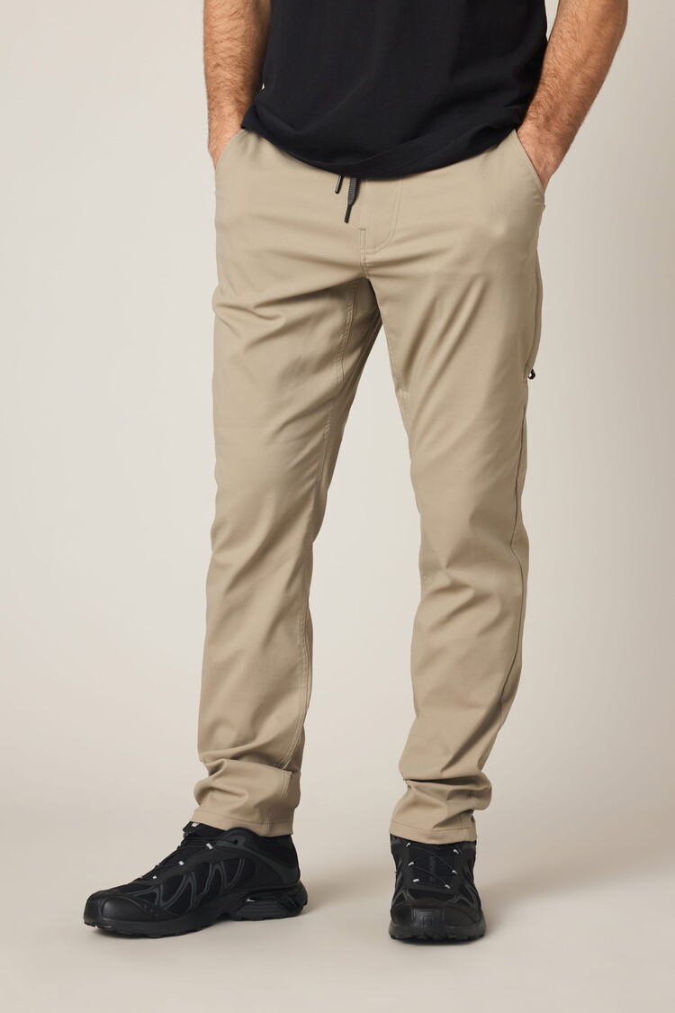 686 Technical Apparel 686 Everywhere Pant - Slim Fit | Timberwolf