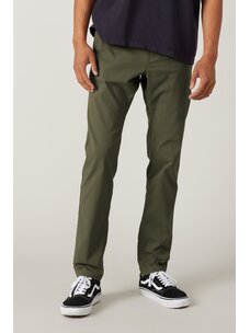 686 Technical Apparel 686 Everywhere Pant - Slim Fit | Dark Green