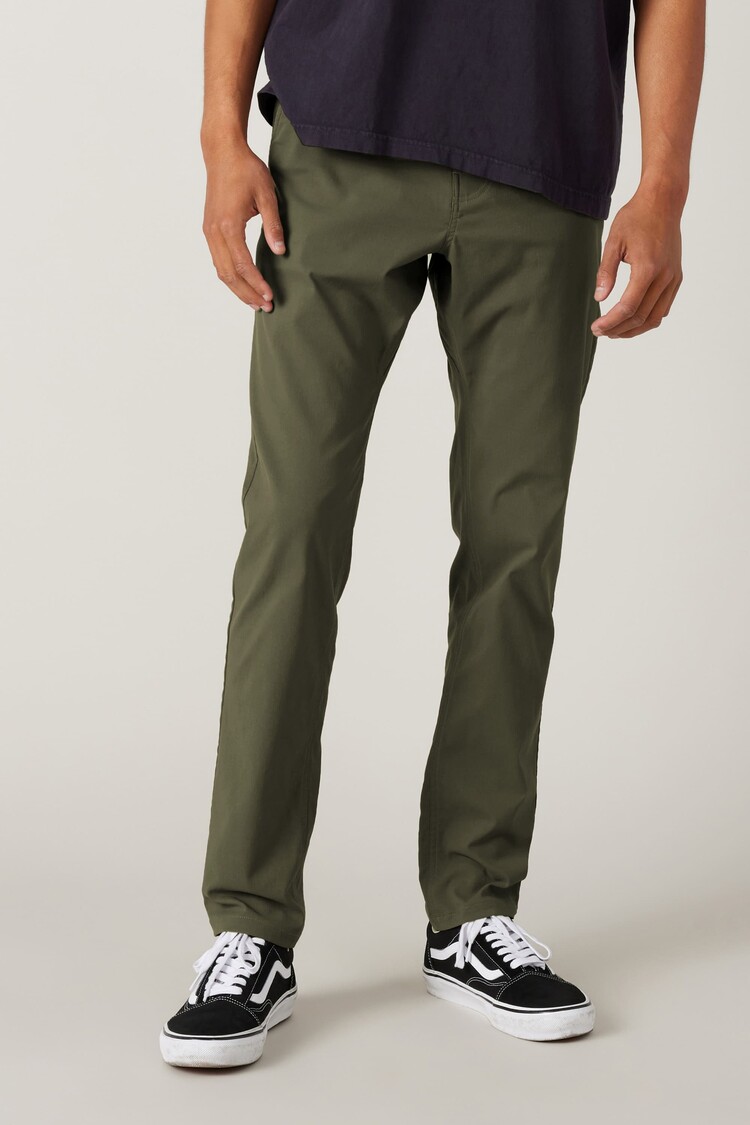 686 Technical Apparel 686 Everywhere Pant - Slim Fit | Dark Green
