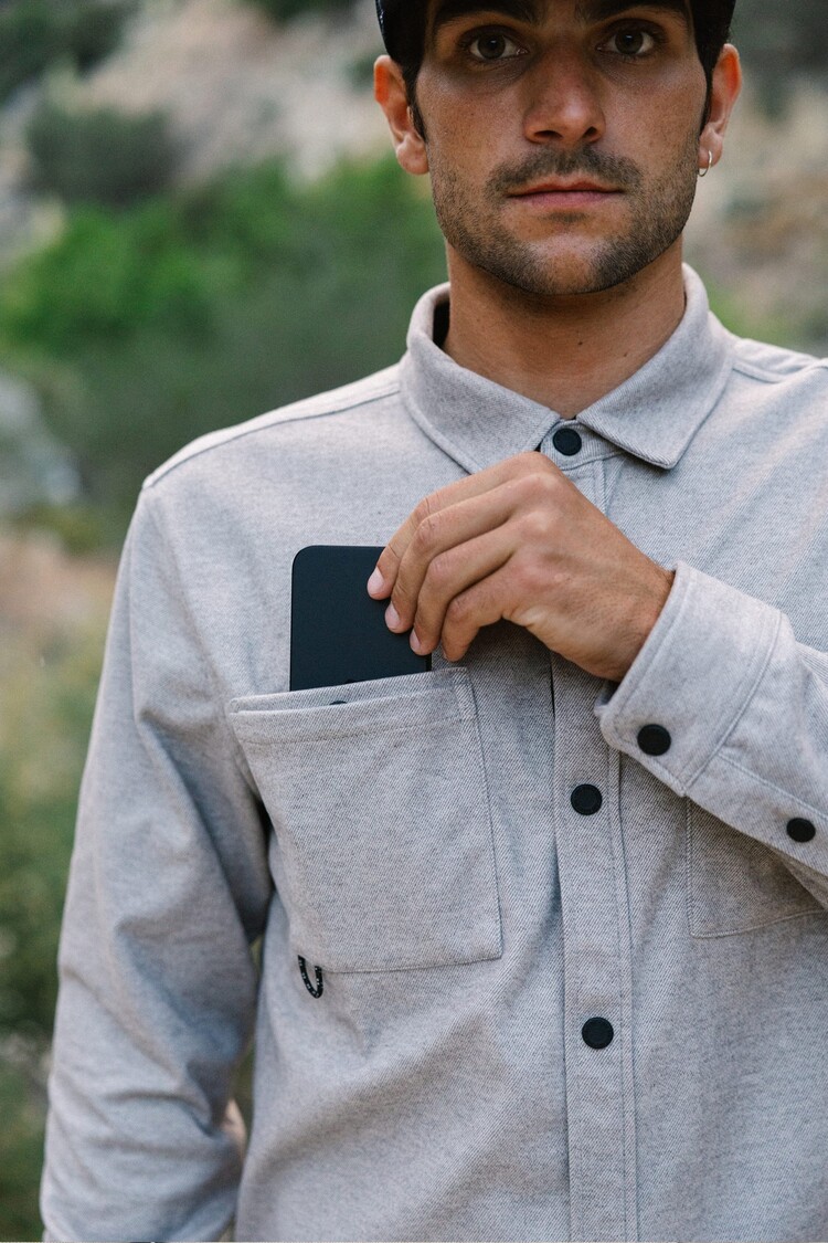 686 Technical Apparel 686 Whisper Knit Flannel | Oatmeal