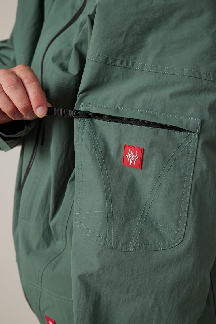 686 Technical Apparel 686 Mens 686 Dojo Shell Jacket | Faded Green Crinkle