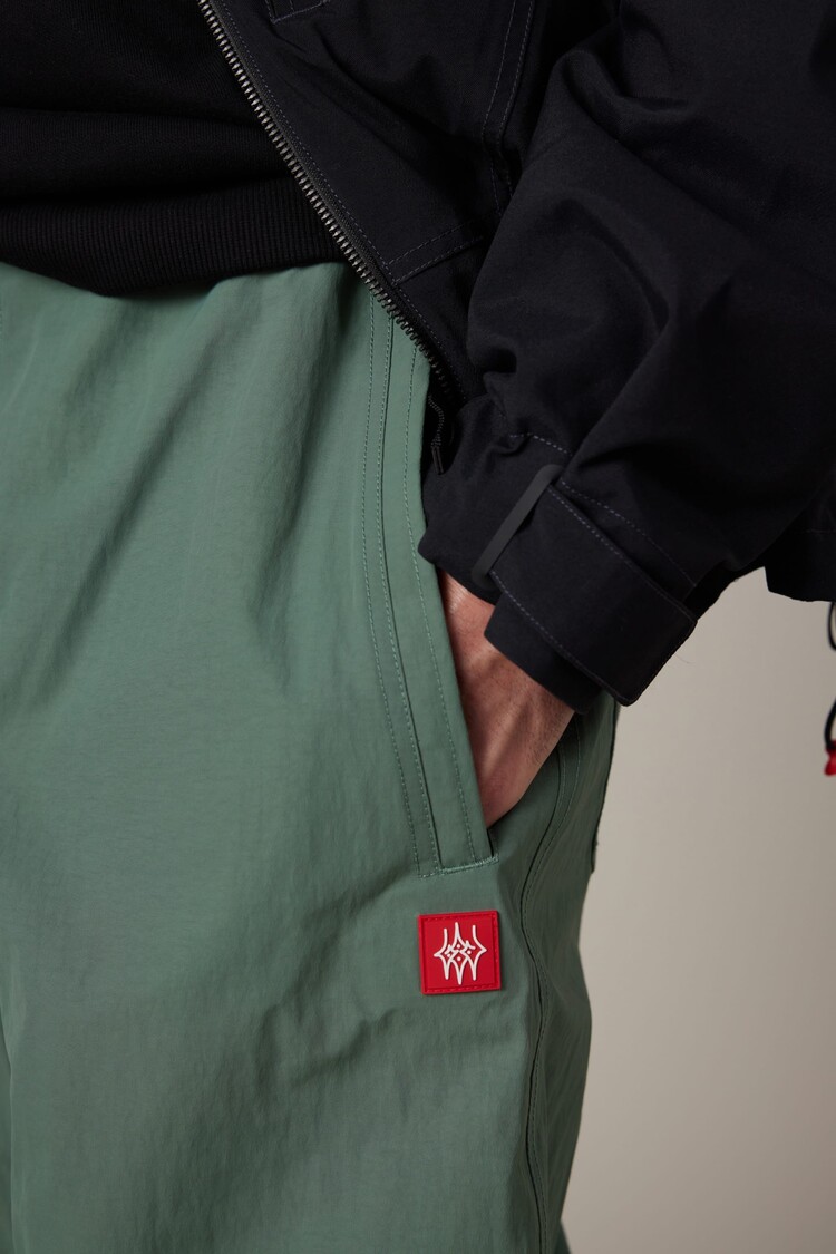 686 Technical Apparel 686 Mens 686 Dojo Shell Pant | Faded Green Crinkle