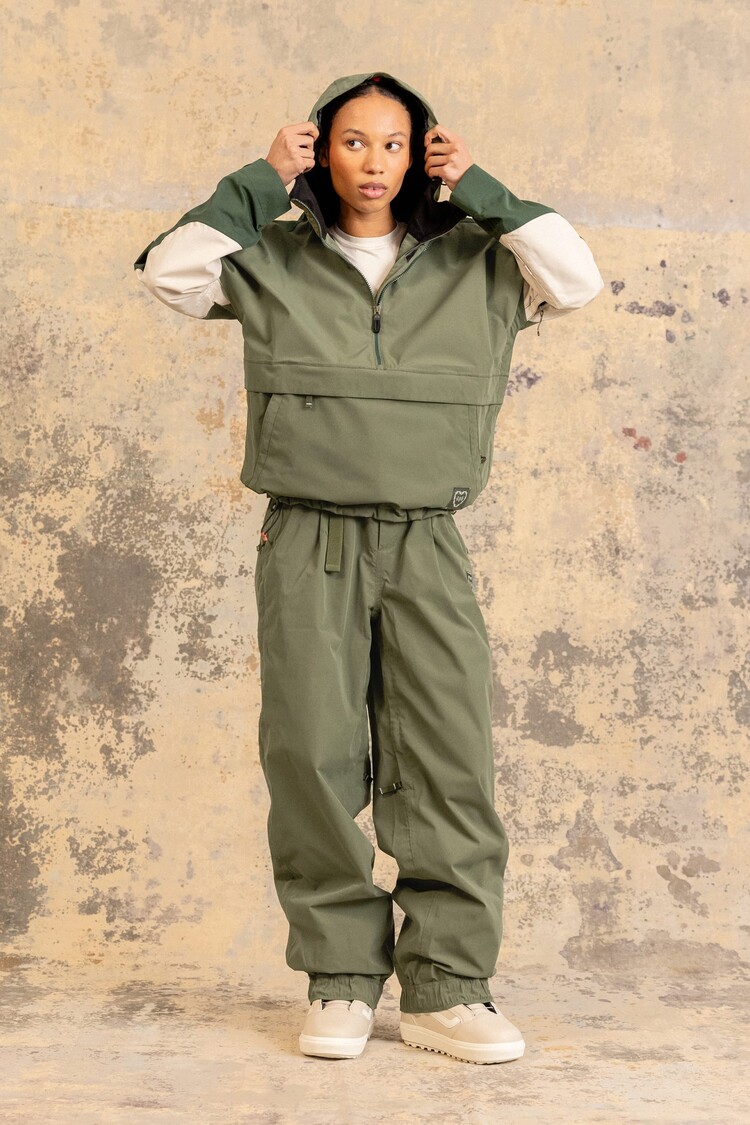 686 Technical Apparel Women's Outline Shell Pant | Fatigue Green