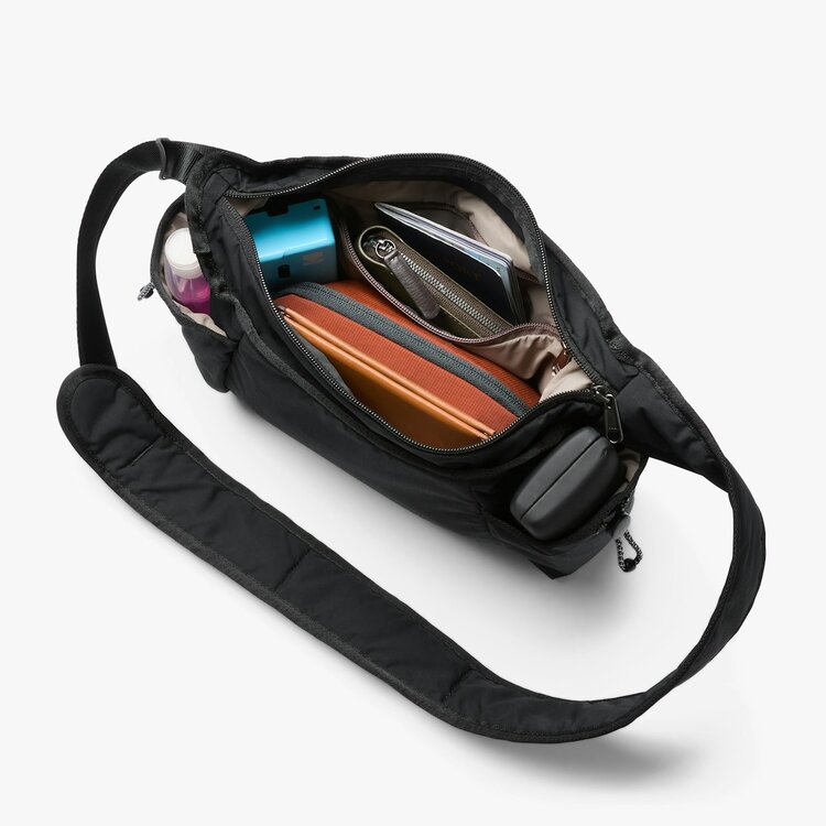 Bellroy Cinch Sling Bag | Black