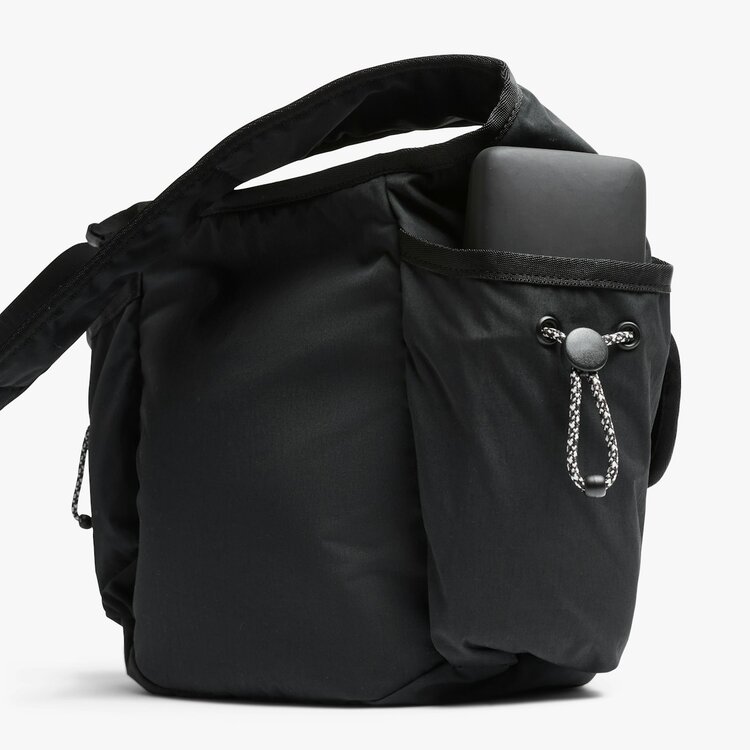 Bellroy Cinch Sling Bag | Black