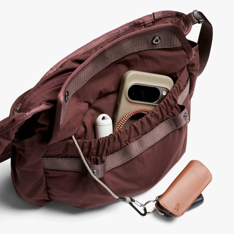 Bellroy Cinch Sling Bag | Burgundy