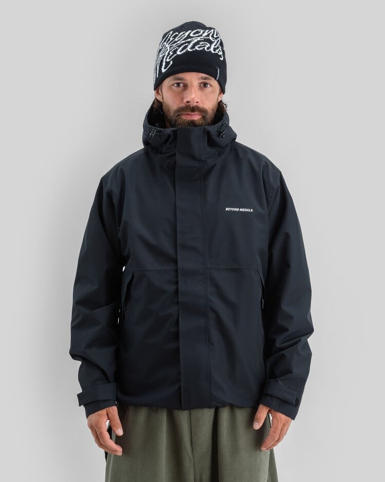 Beyond Medals The Jacket 2L | Black