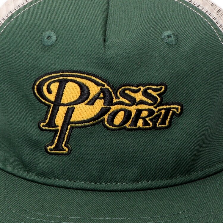 Pass~Port Minimum Output Workers Trucker | Elm Green