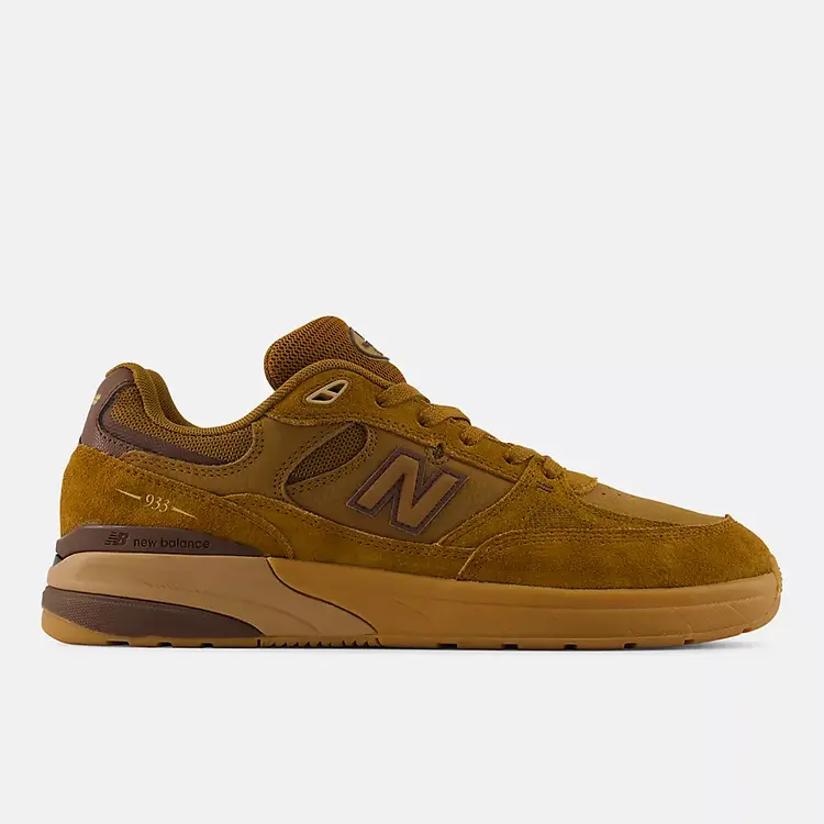 New Balance 933 Reynolds Wide | Wheat/Gum