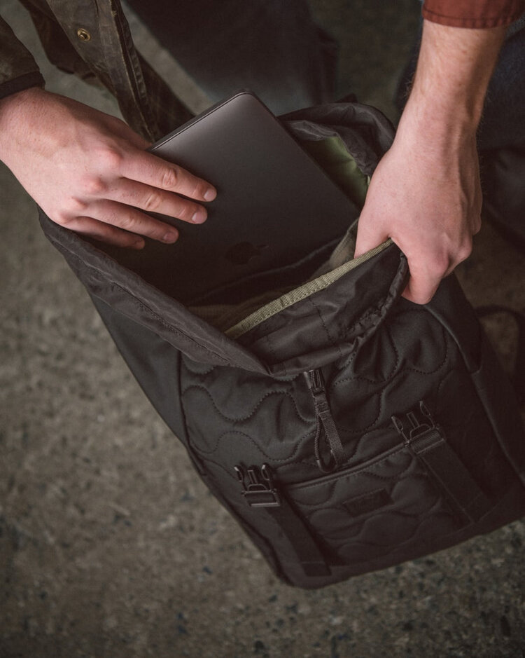Herschel Retreat Quilted Capsule Backpack | Khaki Tonal