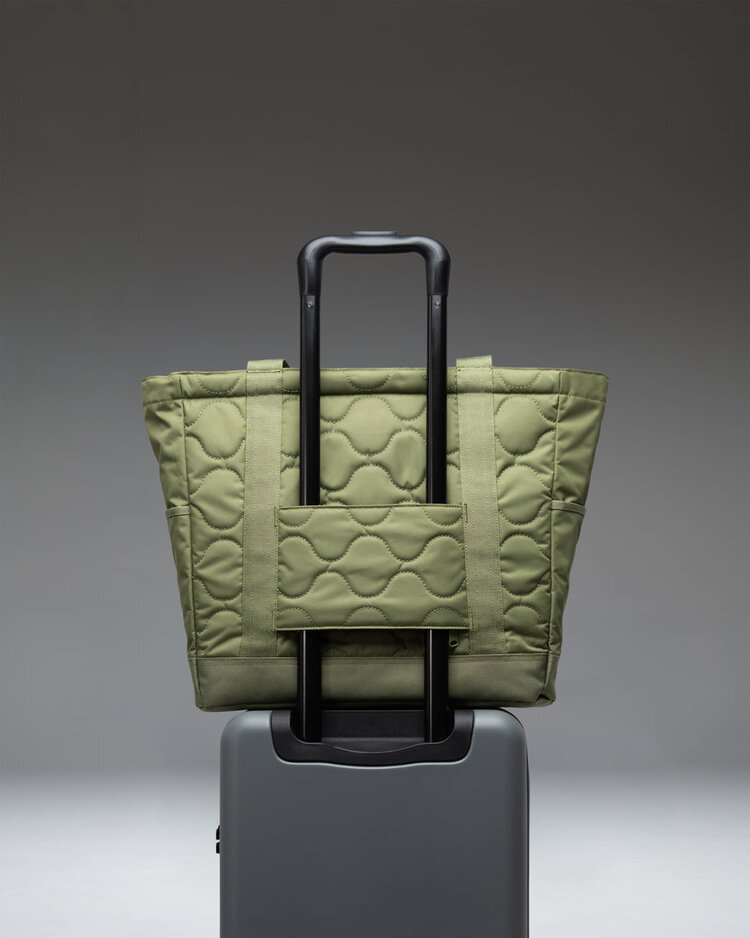 Herschel Heritage Quilted Capsule Tote | Loden Green Tonal