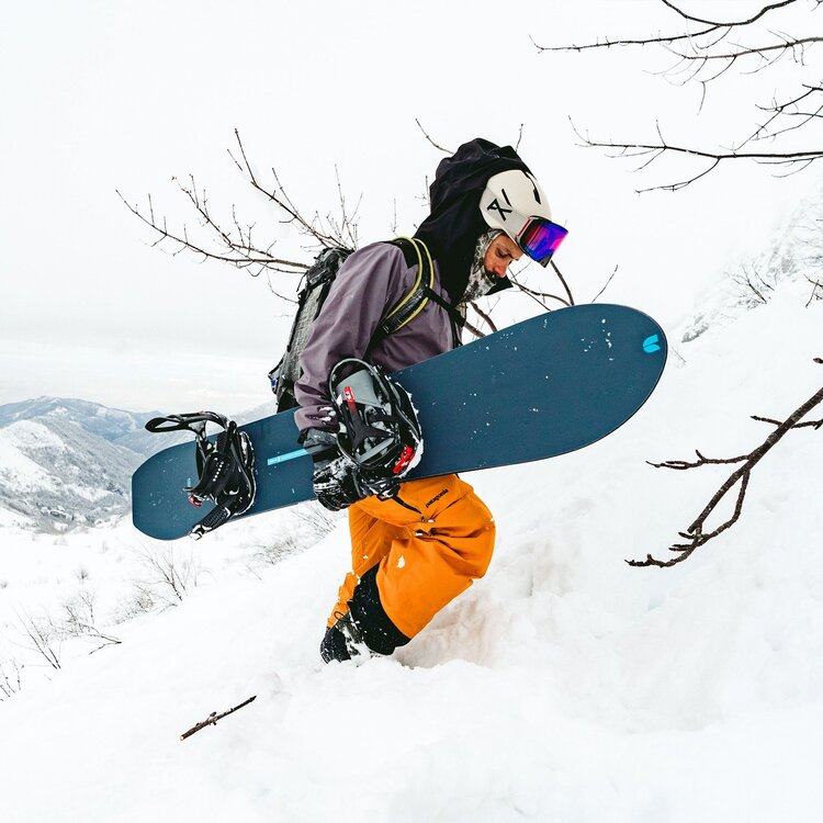 United Shapes Cadet Snowboard | 2027