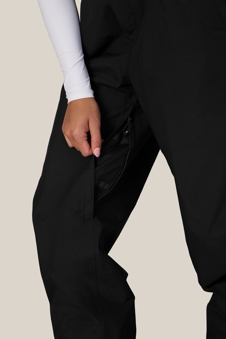 686 Technical Apparel Women's GORE-TEX Outline Pant | Black