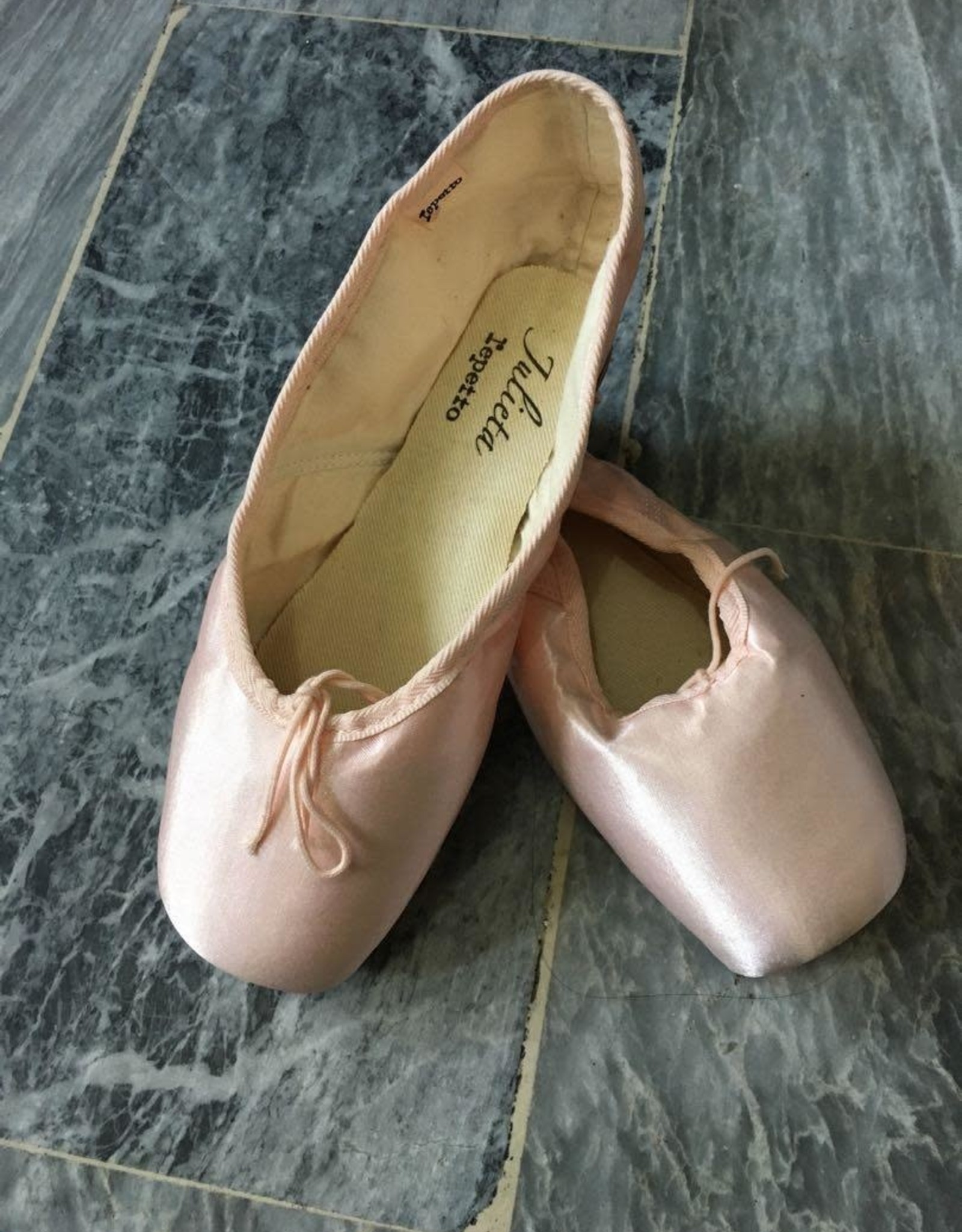 repetto julieta pointe shoes