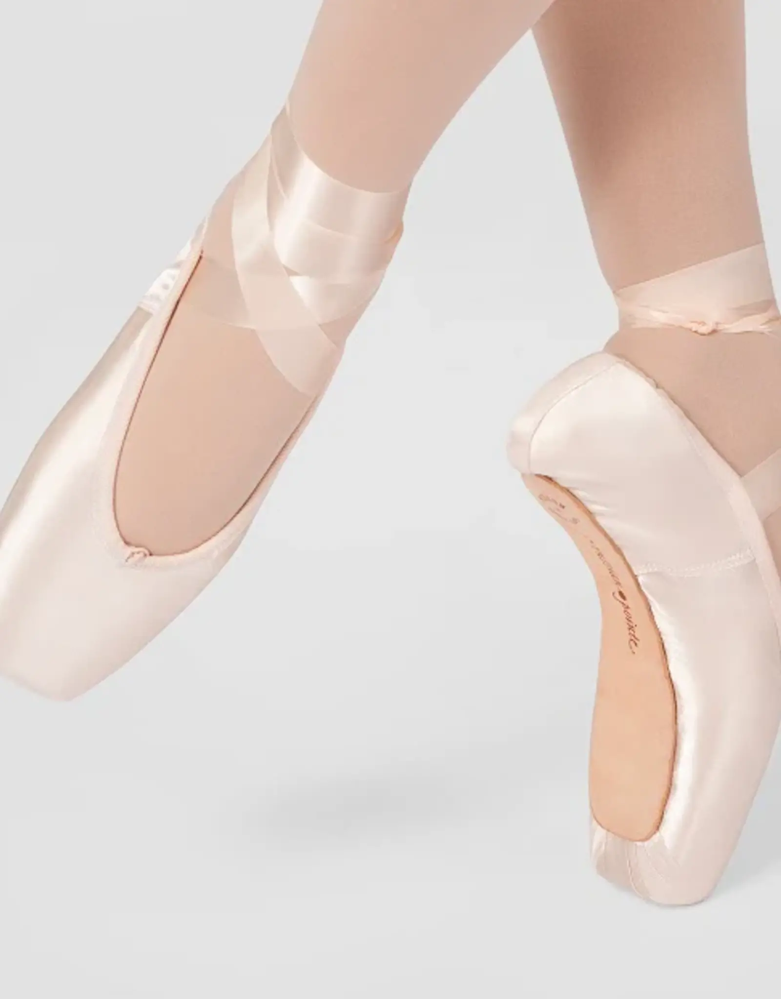 Russian Pointe Muze Danzar