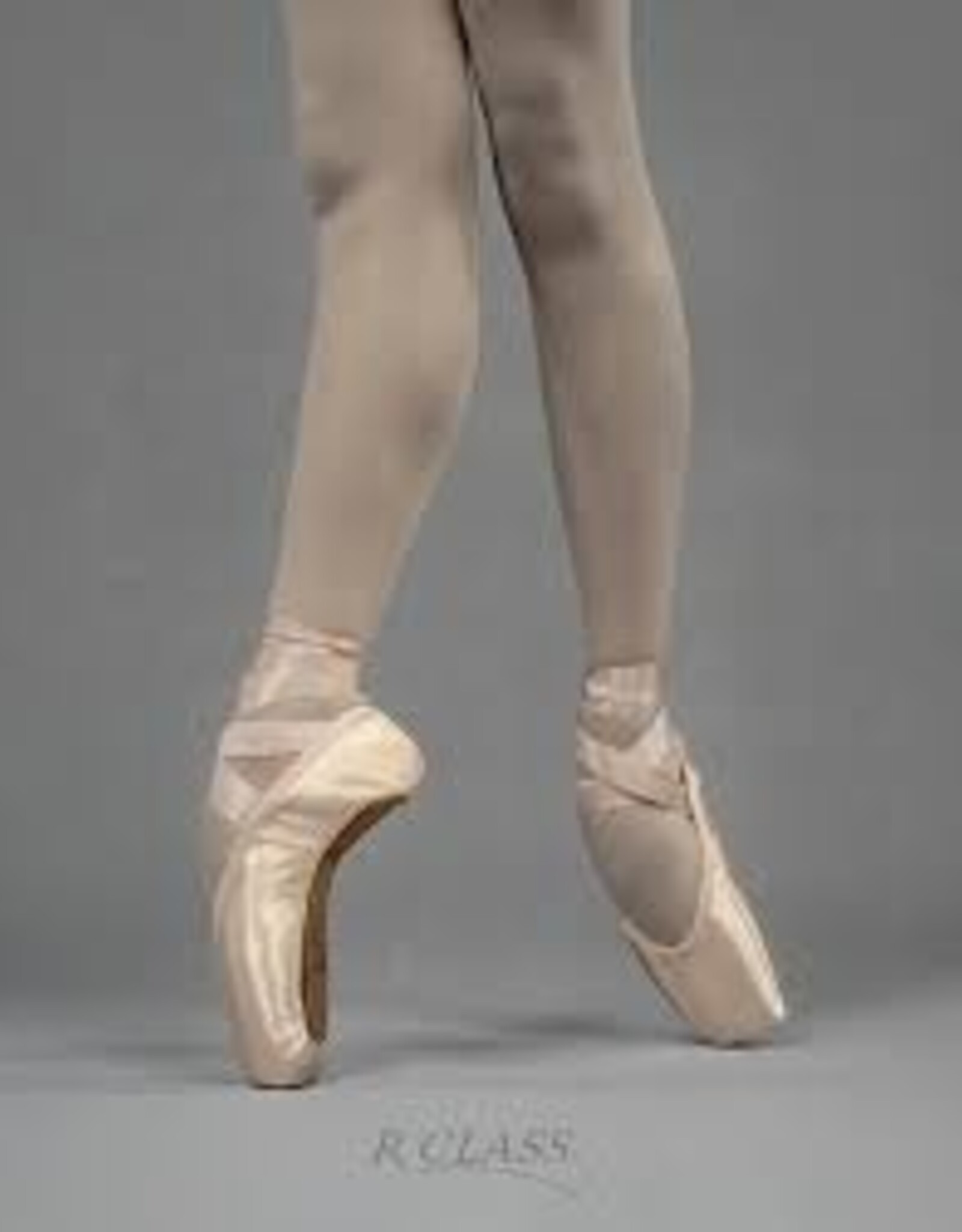 R Class R Class Adaptiv Soleia  AD69 Pointe Shoe