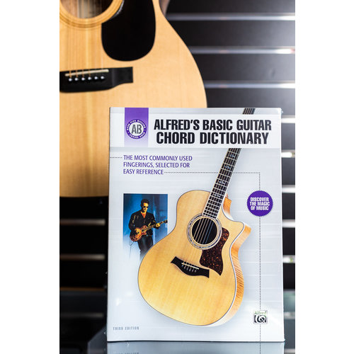Alfred Music ALF Basic Guitar Chord Dictionary - ED3 Alfred Music ALF Basic Guitar Chord Dictionary - ED3