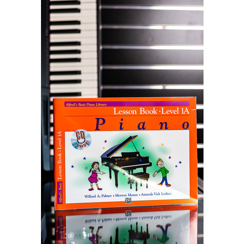 Alfred Music Piano Lesson Book Level 1A w/CD Alfred Music Piano Lesson Book Level 1A w/CD
