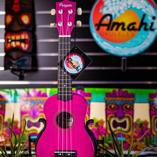 Amahi Amahi  Penguin Tropical Fucshia Soprano Ukulele