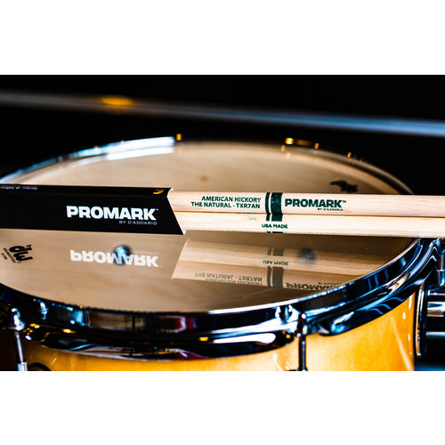 Promark Forward 7A Classic Drum Sticks - Raw Hickory, Nylon Tip