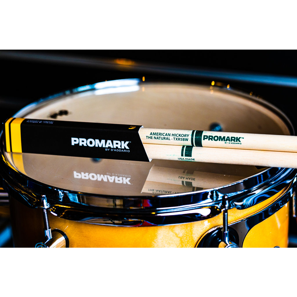 Promark Promark Forward 5B Classic Drum Sticks, Raw Hickory, Wood Tip