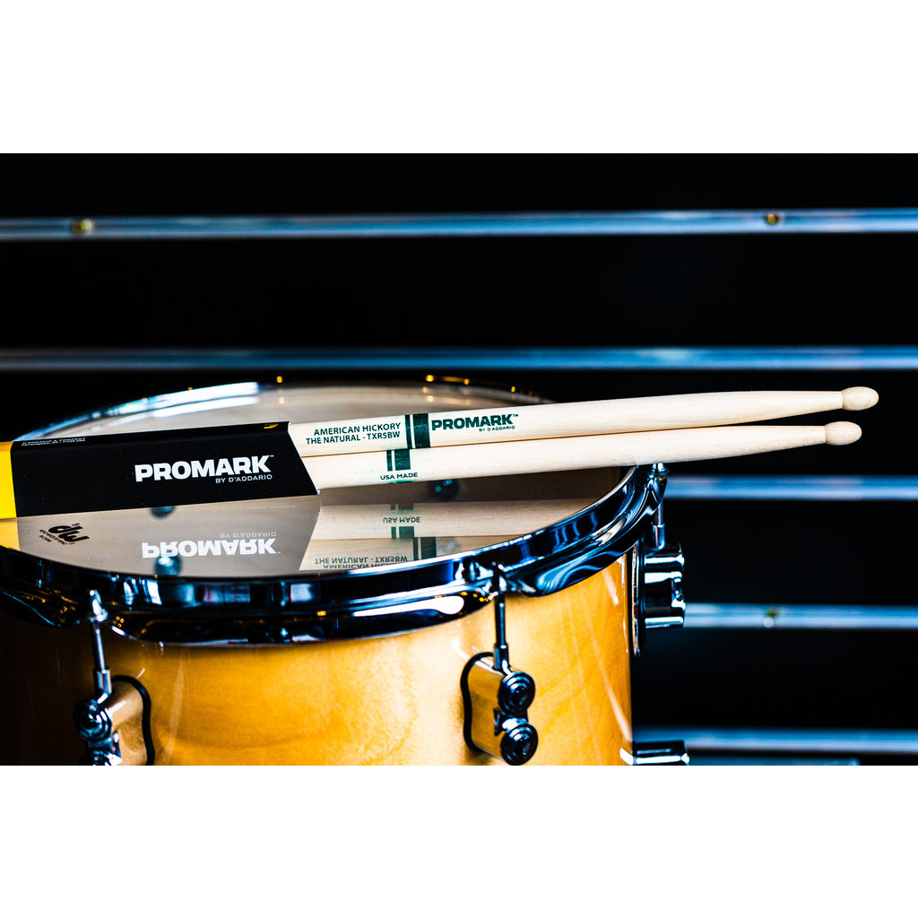 Promark Promark Forward 5B Classic Drum Sticks, Raw Hickory, Wood Tip